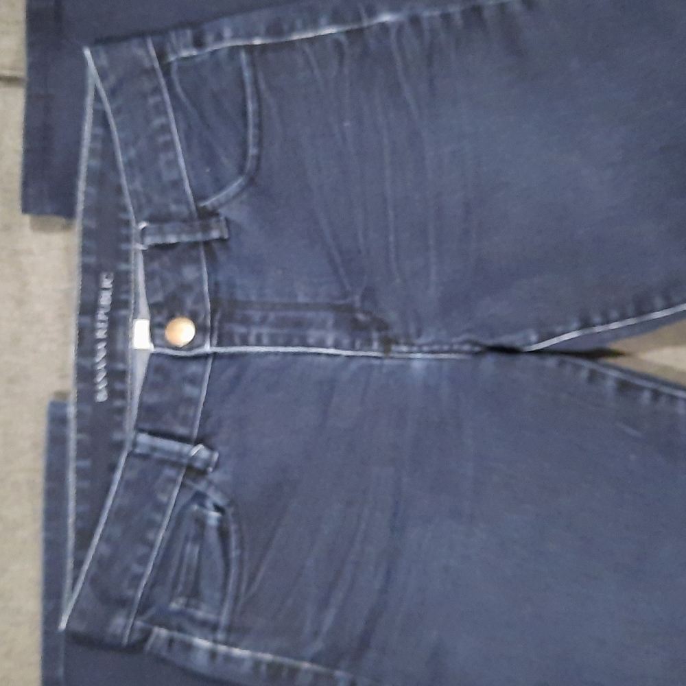 EUC Banana Republic ladies jeans size 28 bootcut
